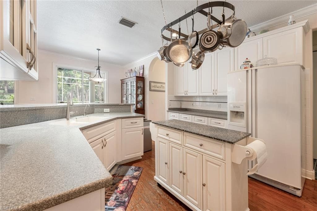 13915 Collier BLVD-17