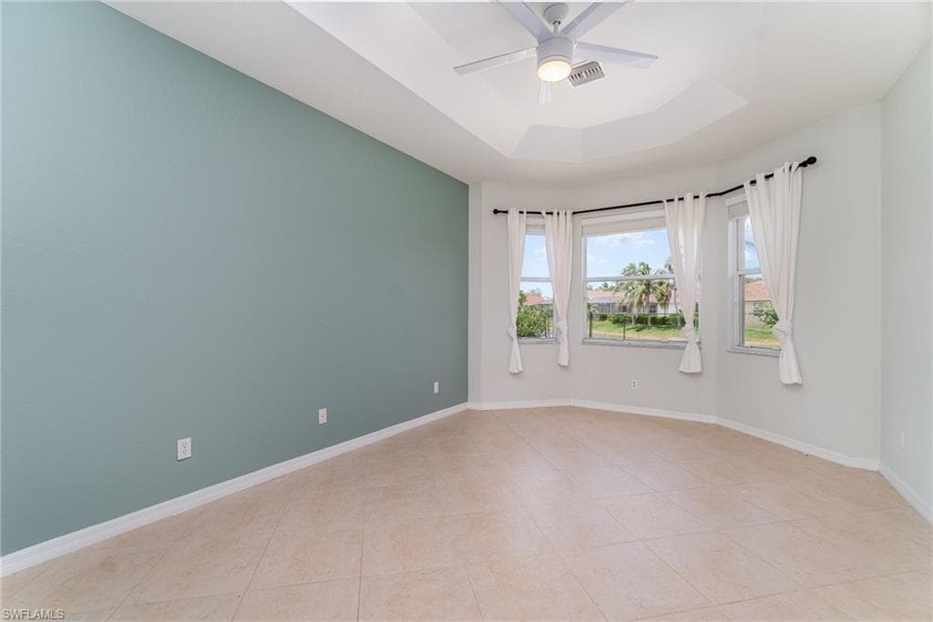 3421 Dandolo CIR, CAPE CORAL FL 33909-15