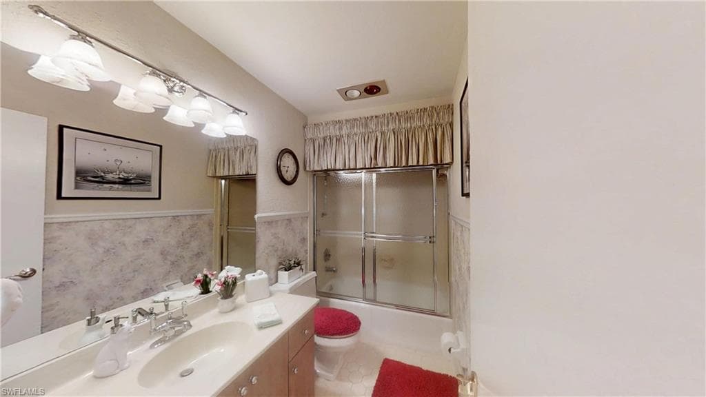 1527 Edgewater CIR, FORT MYERS FL 33919-20