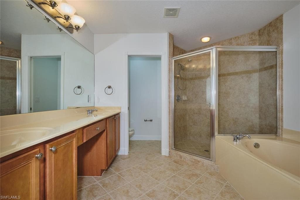 3346 Dandolo CIR, CAPE CORAL FL 33909-19