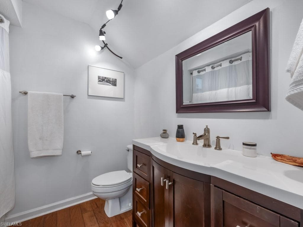 1271 Solana RD # E4, NAPLES FL 34103-9