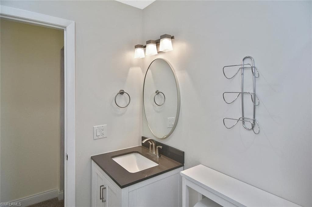4295 Island CIR # 2, FORT MYERS FL 33919-15
