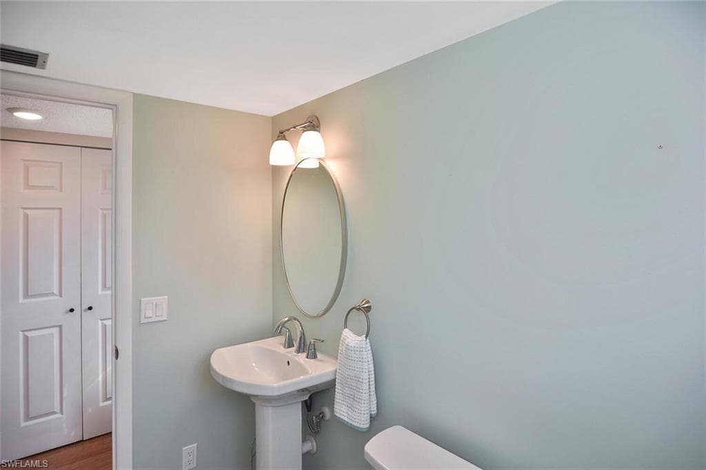 4295 Island CIR # 2, FORT MYERS FL 33919-6