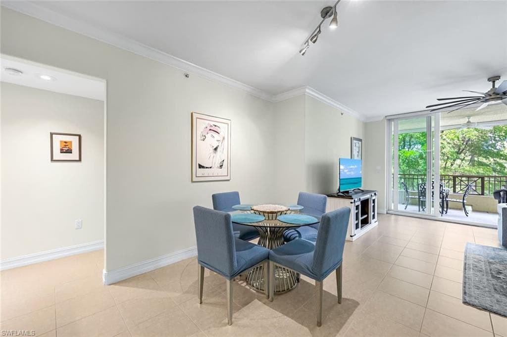 2728 Tiburon BLVD E A204-7