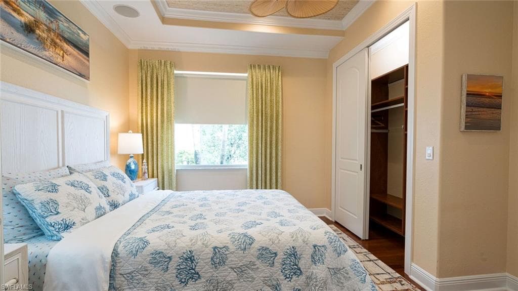 7667 Martino CIR, NAPLES FL 34112-22