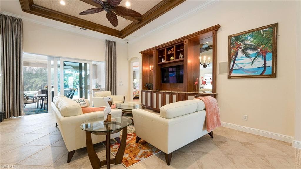 7667 Martino CIR, NAPLES FL 34112-8