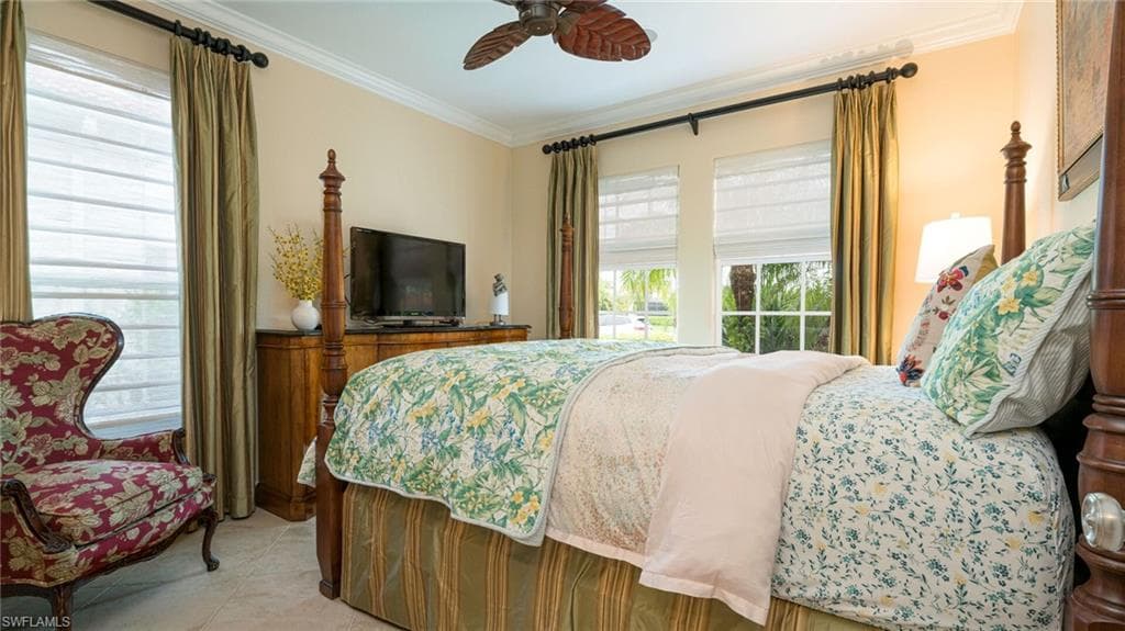 7667 Martino CIR, NAPLES FL 34112-24