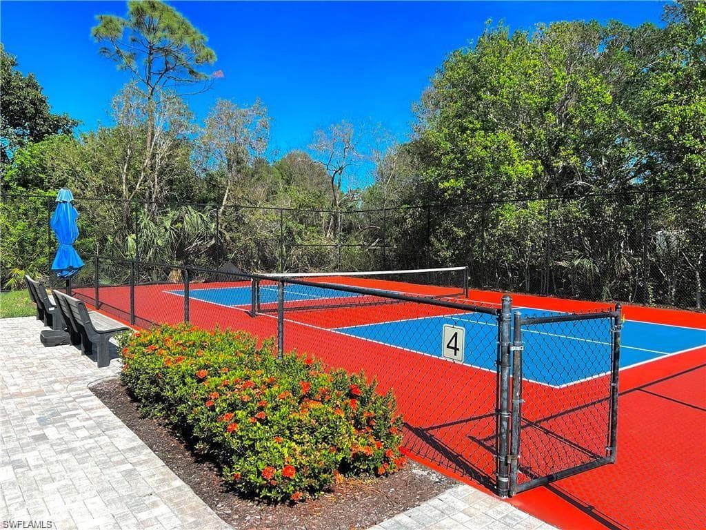 15191 Cedarwood LN # 2206, NAPLES FL 34110-33