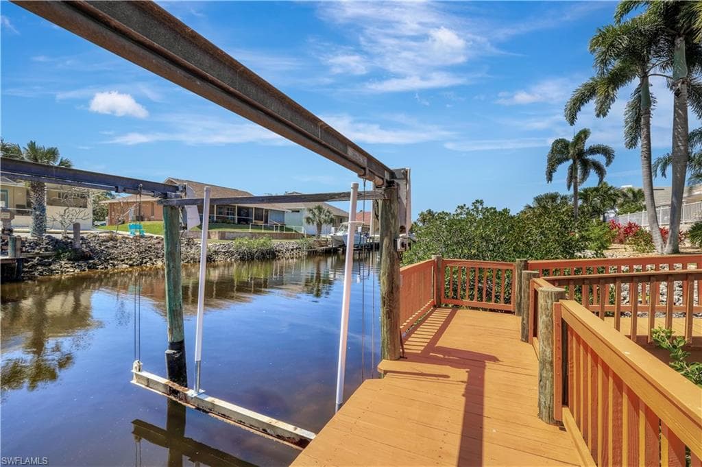 5561 Harborage DR, FORT MYERS FL 33908-26