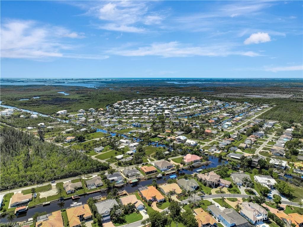 5561 Harborage DR, FORT MYERS FL 33908-32