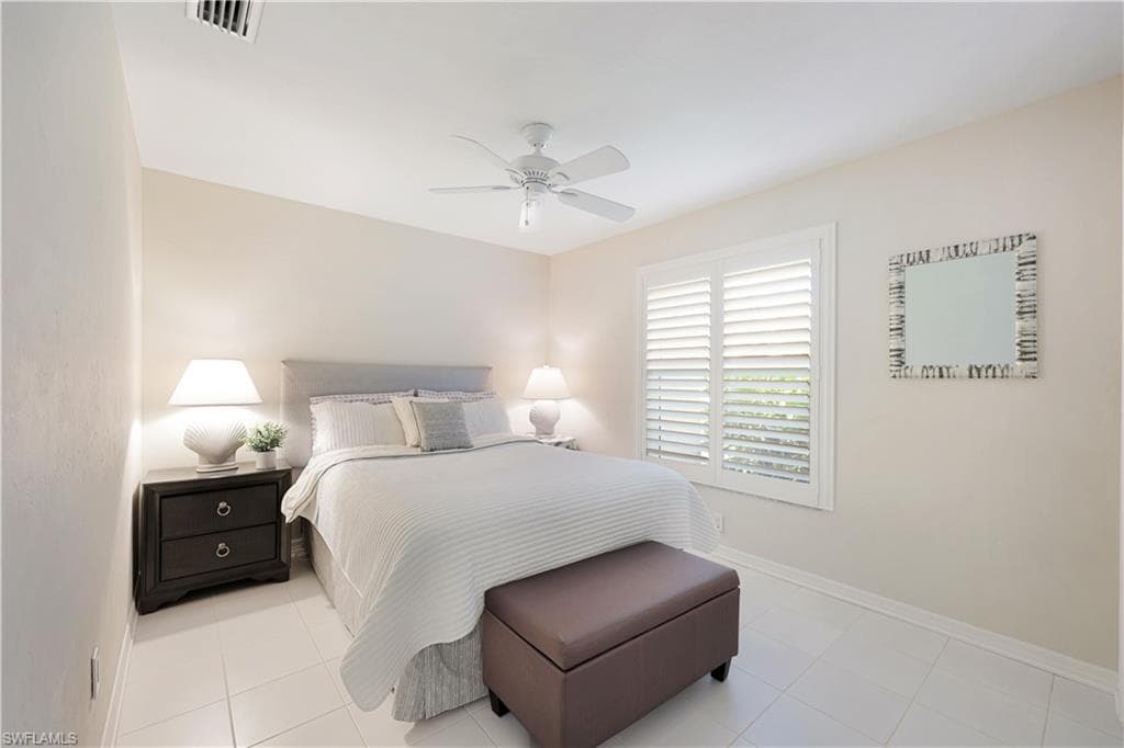 5411 Harborage DR, FORT MYERS FL 33908-19