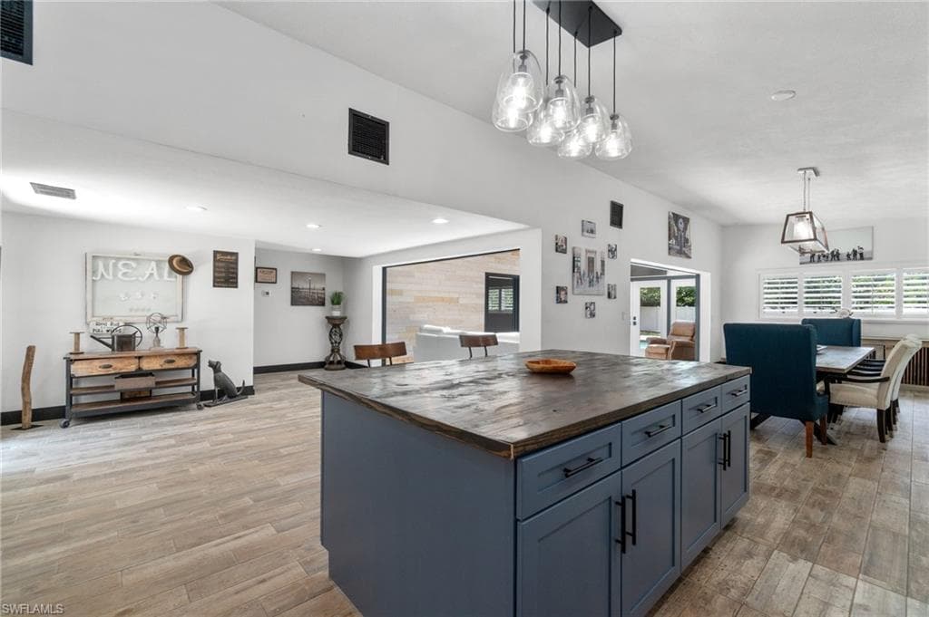 544 Bayside DR, FORT MYERS FL 33919-10