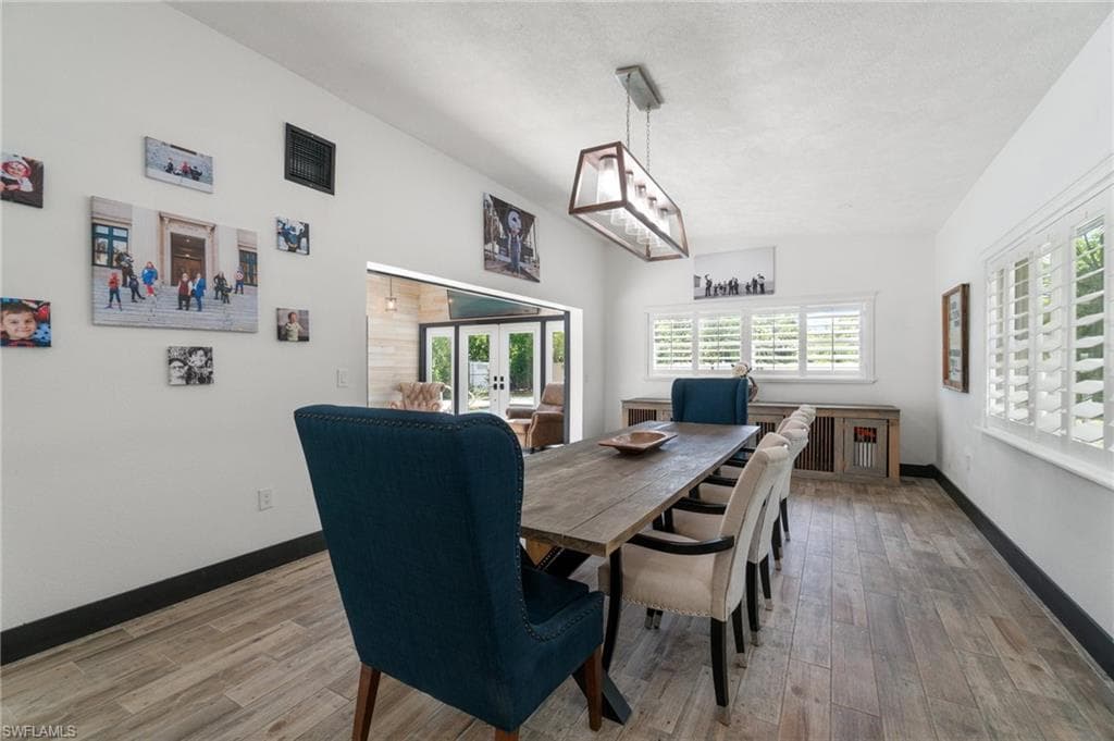 544 Bayside DR, FORT MYERS FL 33919-18