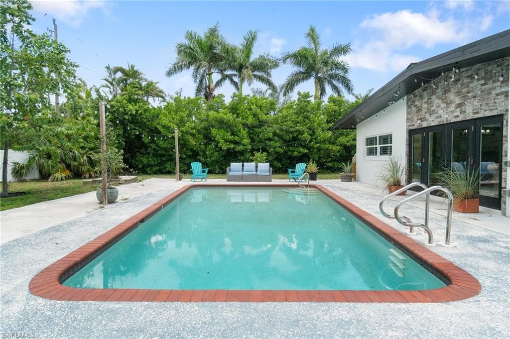 544 Bayside DR, FORT MYERS FL 33919-38