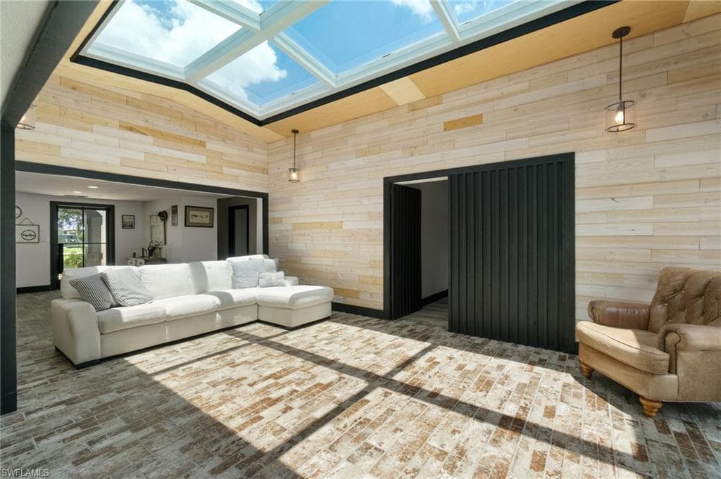 544 Bayside DR, FORT MYERS FL 33919-24