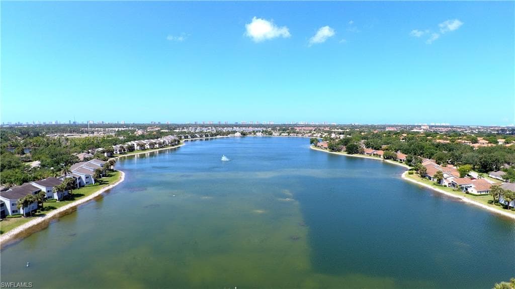 2550 Citrus Lake DR # W201, NAPLES FL 34109-43