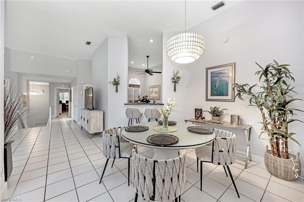 2550 Citrus Lake DR # W201, NAPLES FL 34109-7