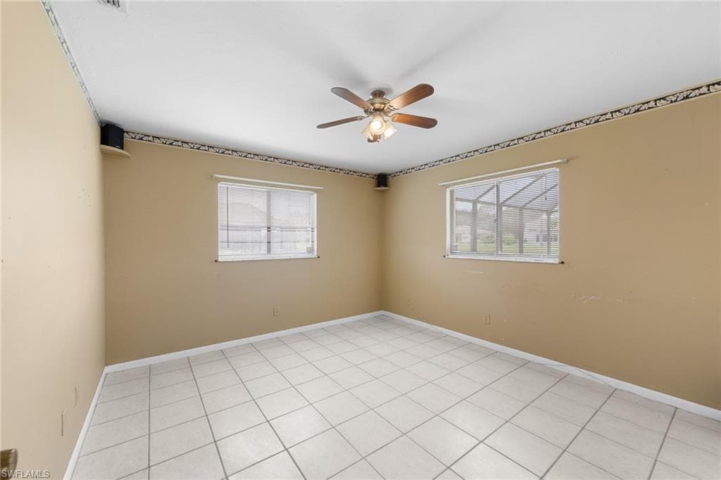 9366 Pineapple RD, FORT MYERS FL 33967-26
