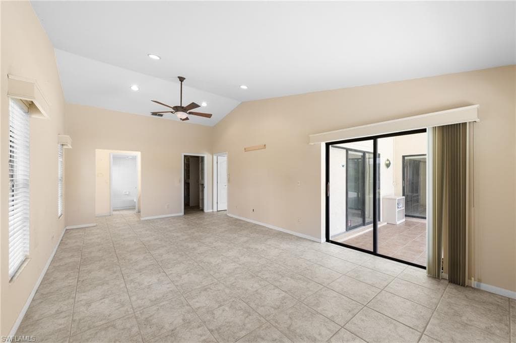 9366 Pineapple RD, FORT MYERS FL 33967-16
