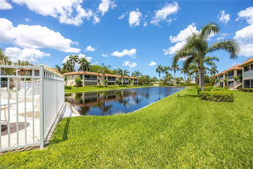 1155 Sandpiper ST # G6, NAPLES FL 34102-26
