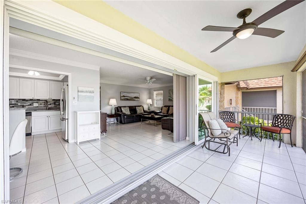 1155 Sandpiper ST # G6, NAPLES FL 34102-21