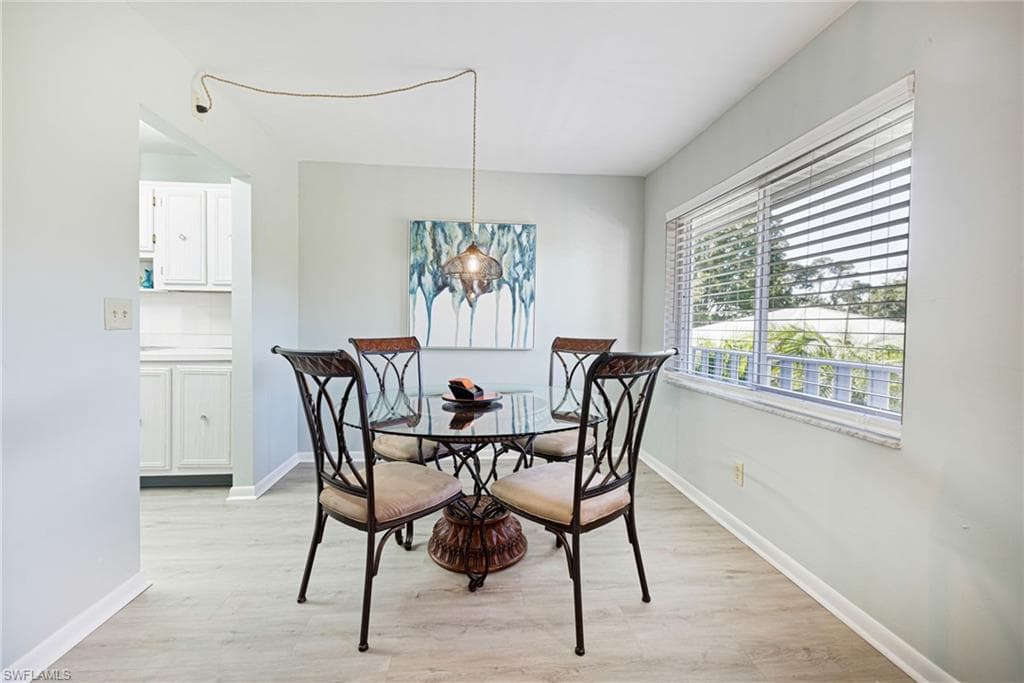 431 Van Buren ST # B6, FORT MYERS FL 33916-17