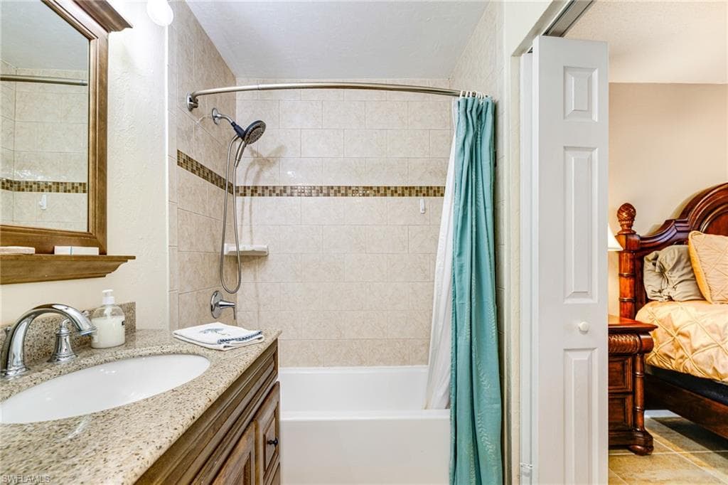 12620 Equestrian CIR # 1705, FORT MYERS FL 33907-18