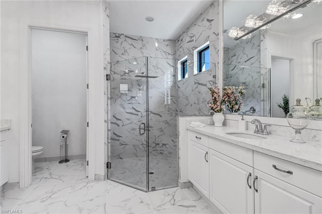 9264 Glenforest DR, NAPLES FL 34120-26