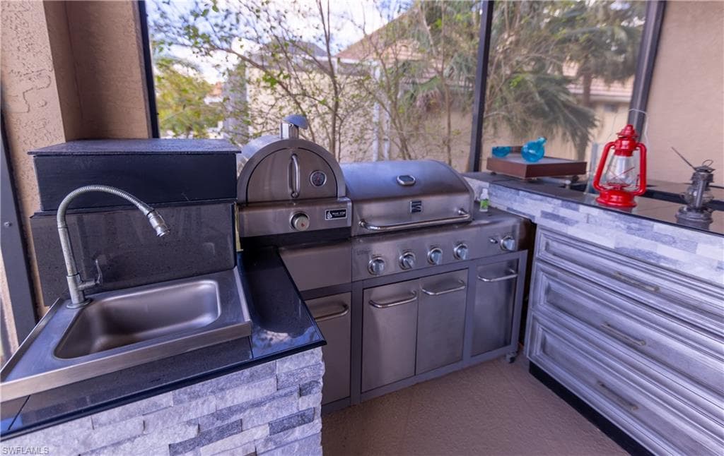 5160 Harborage DR, FORT MYERS FL 33908-33