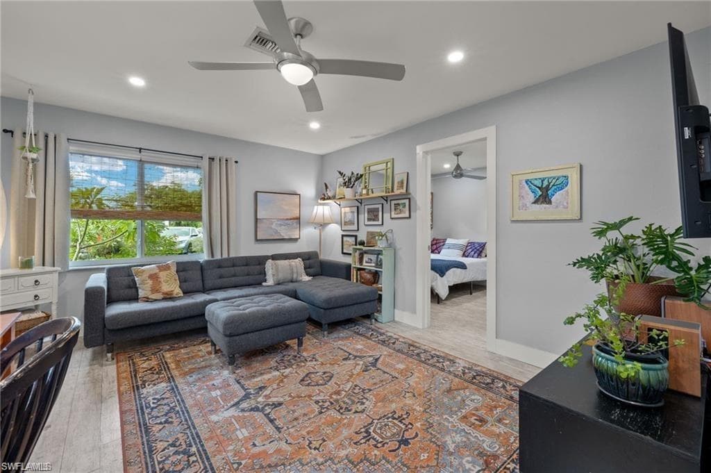 817 Courtington LN # 2, FORT MYERS FL 33919-3