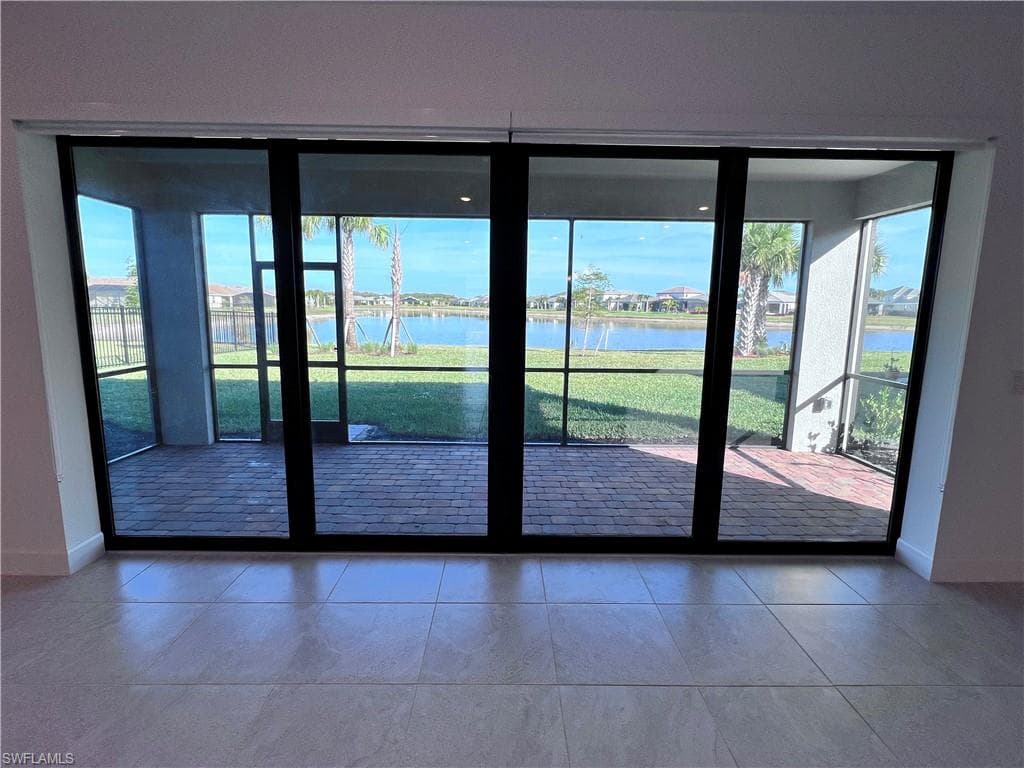 3700 Passion Vine DR, ALVA FL 33920-24