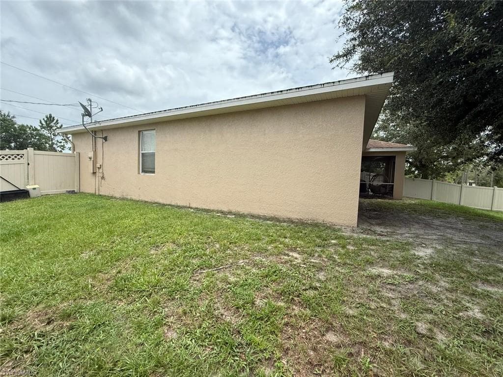 1909 Milstead AVE, LEHIGH ACRES FL 33972-1
