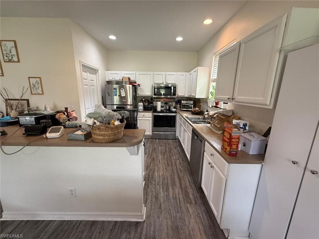 1909 Milstead AVE, LEHIGH ACRES FL 33972-8