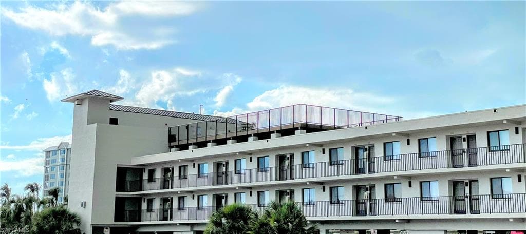 260 Southbay DR # 204, NAPLES FL 34108-28