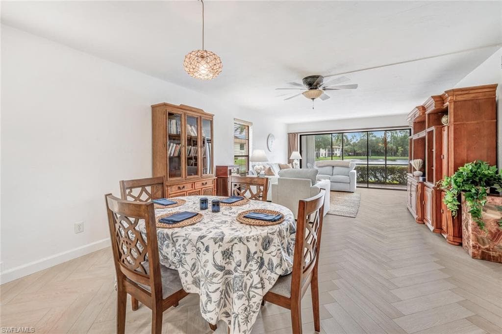 332 Charlemagne BLVD # H101, NAPLES FL 34112-12