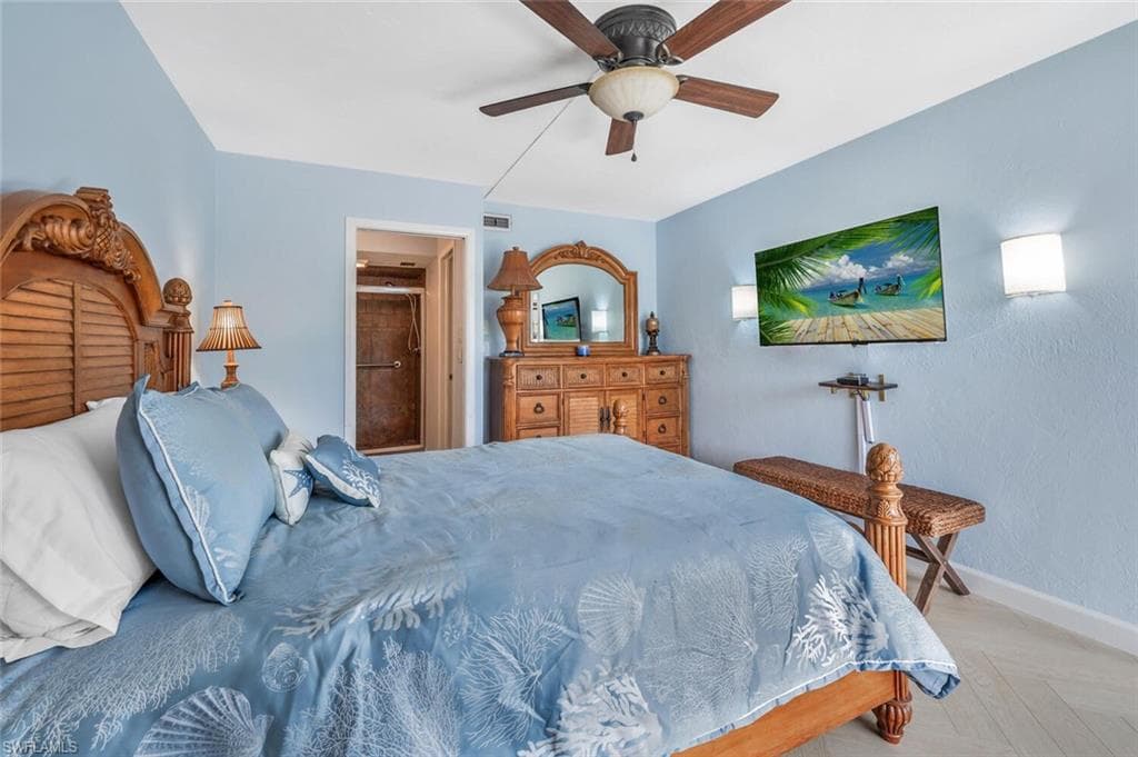 332 Charlemagne BLVD # H101, NAPLES FL 34112-18