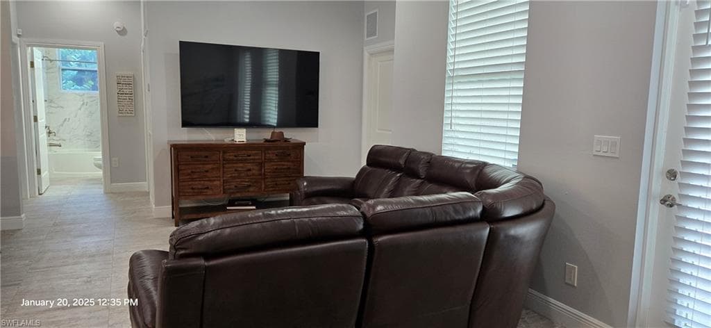 3196 Connecticut AVE, NAPLES FL 34112-13