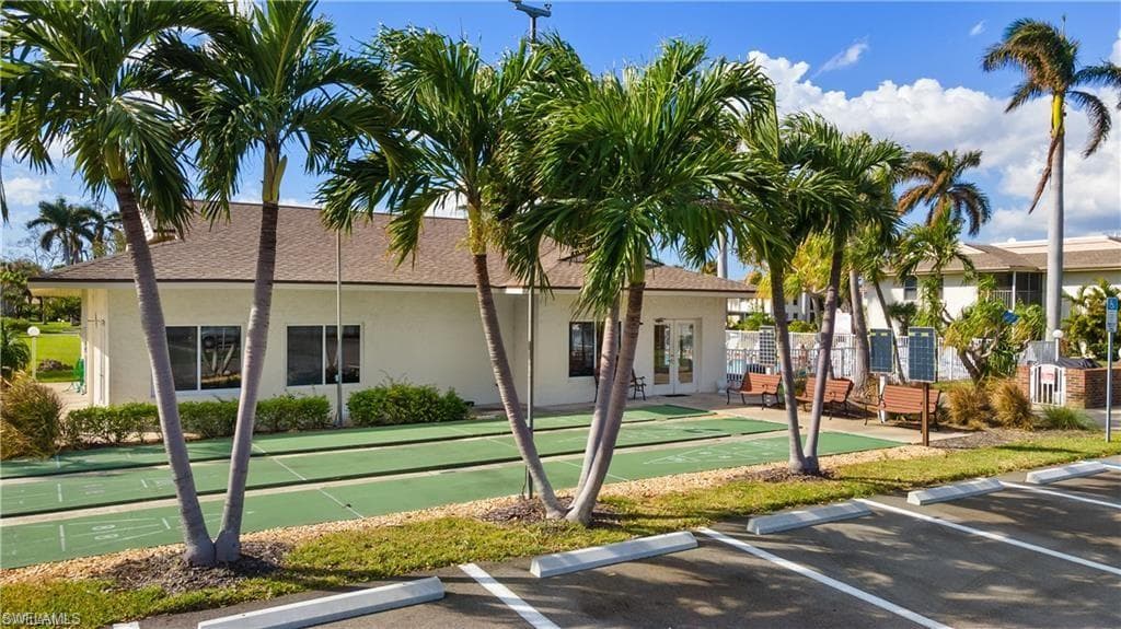 5487 Peppertree DR # 5, FORT MYERS FL 33908-26