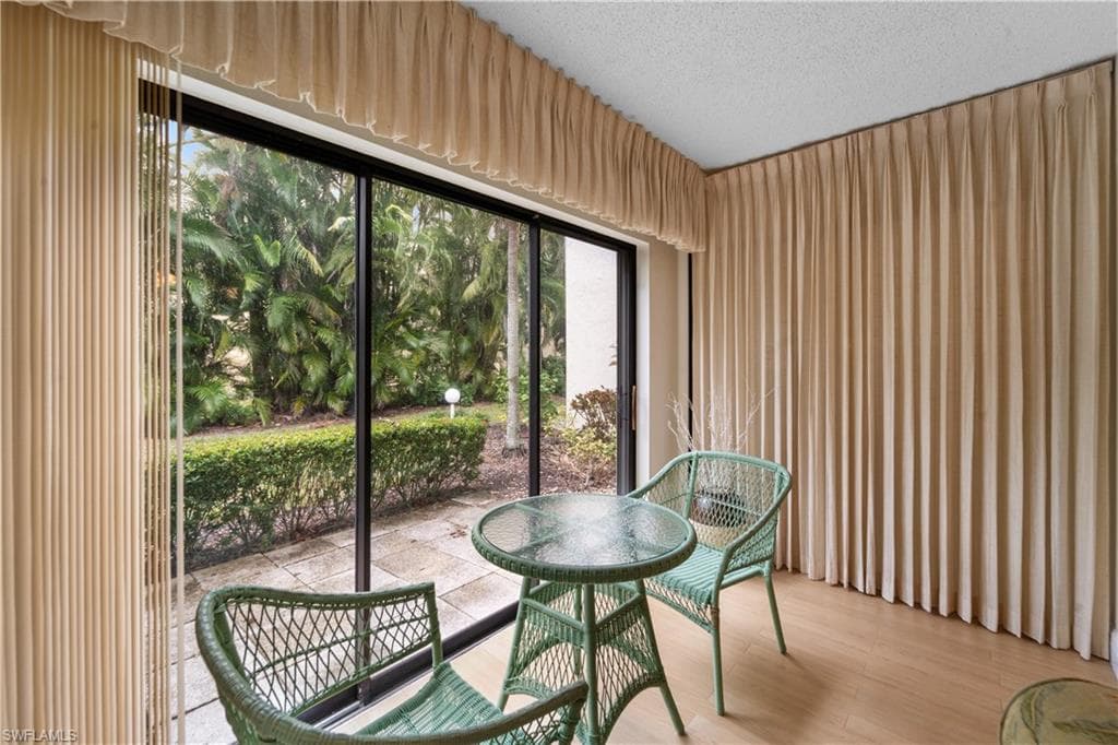 5487 Peppertree DR # 5, FORT MYERS FL 33908-14