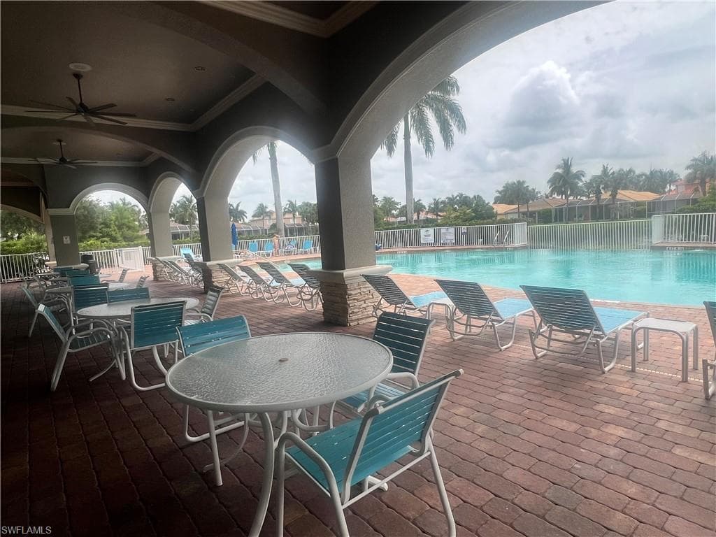 14265 Manchester DR, NAPLES FL 34114-33