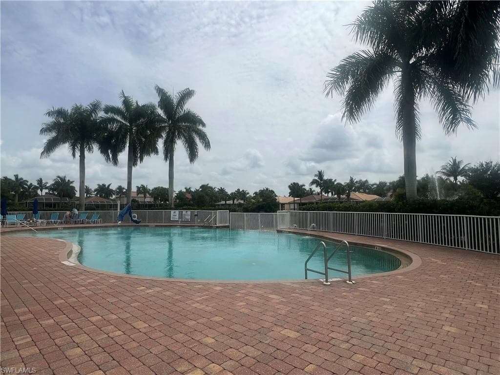 14265 Manchester DR, NAPLES FL 34114-32