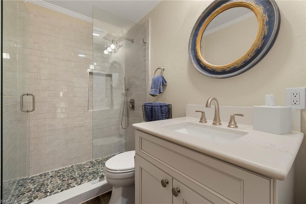 1062 S Yachtsman DR, SANIBEL FL 33957-20