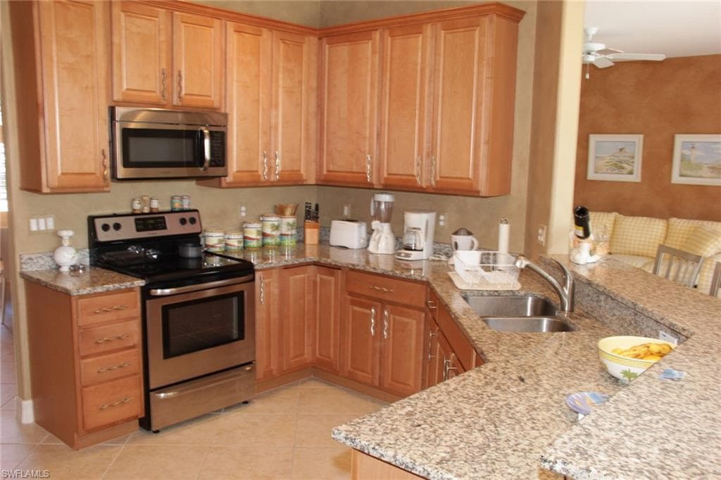 3951 Ruxton RD, NAPLES FL 34116-5