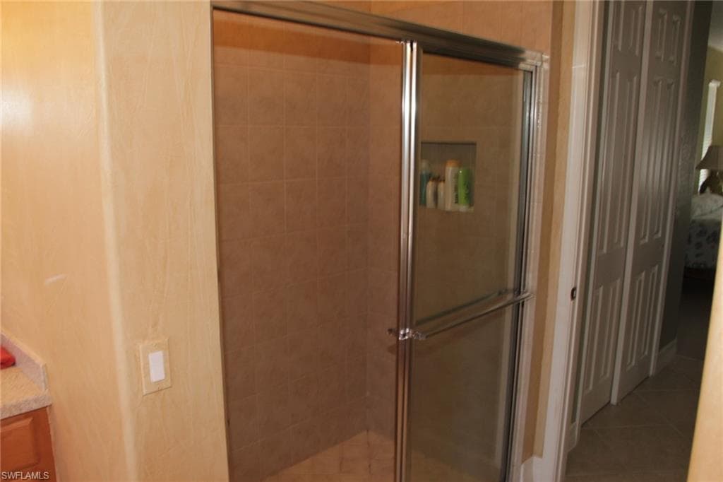 3951 Ruxton RD, NAPLES FL 34116-25