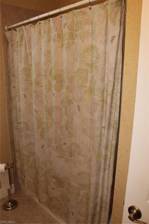 3951 Ruxton RD, NAPLES FL 34116-13