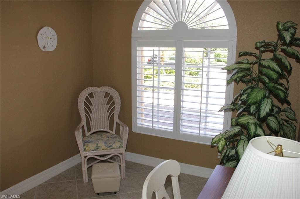 3951 Ruxton RD, NAPLES FL 34116-18