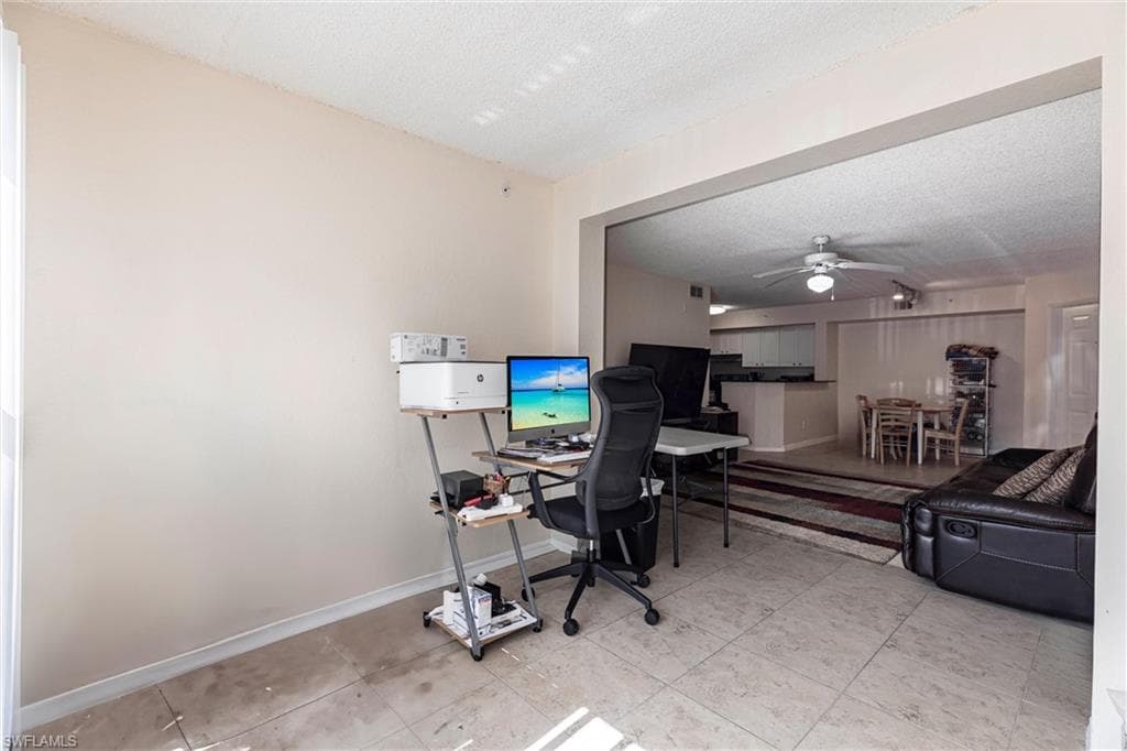 8225 Ibis Club DR # 203, NAPLES FL 34104-16