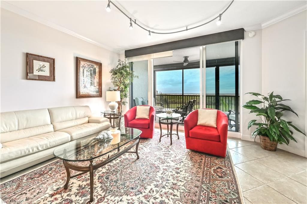 23850 Via Italia CIR # 404, ESTERO FL 34134-2