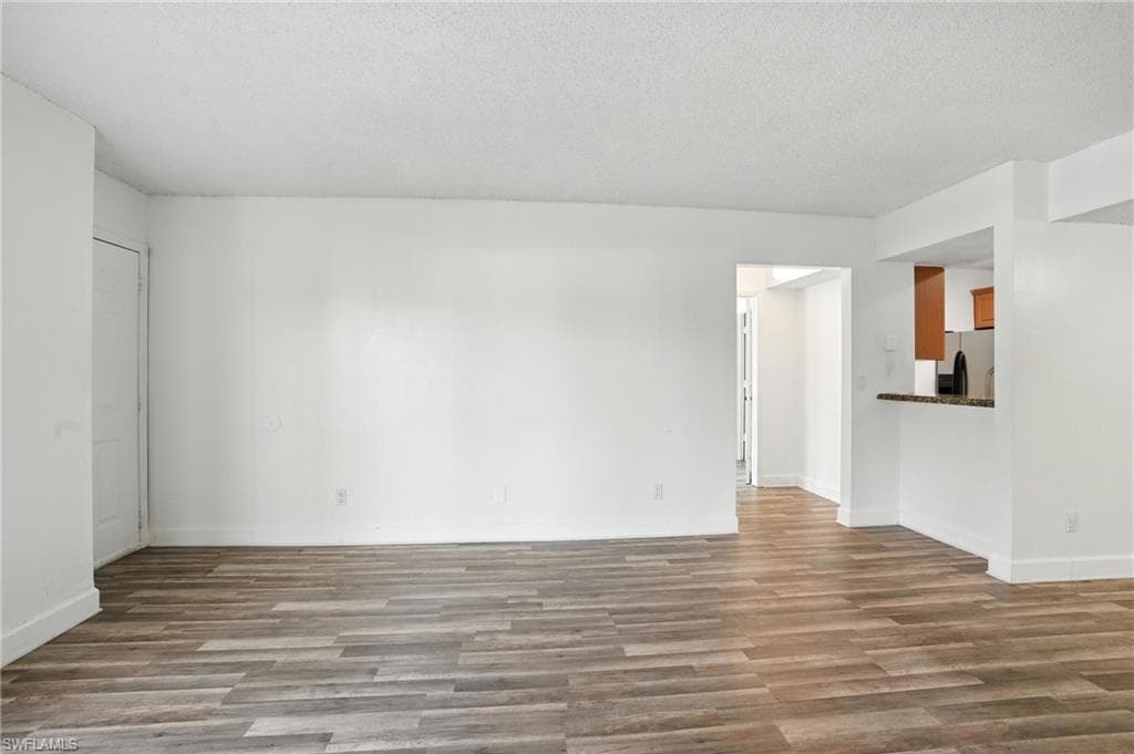 201-5 Santa Clara DR # 201, NAPLES FL 34104-4