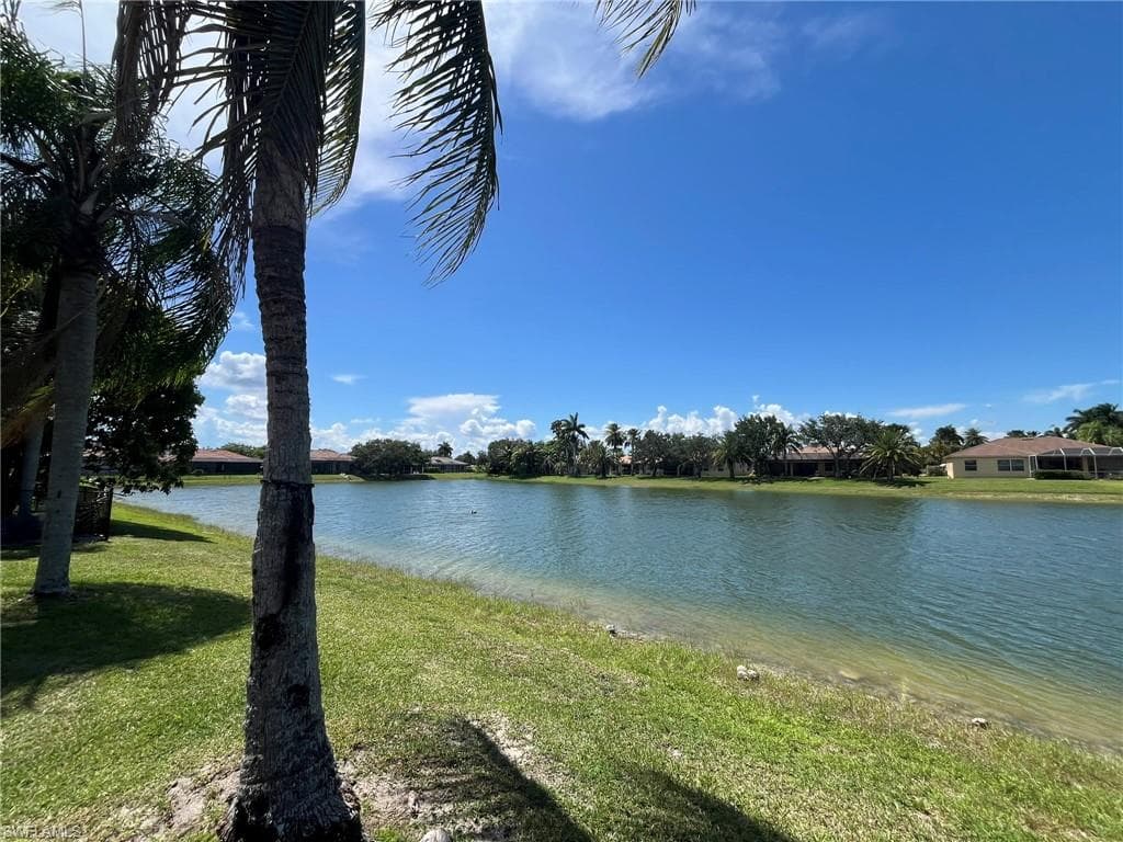 812 Grand Rapids BLVD, NAPLES FL 34120-1